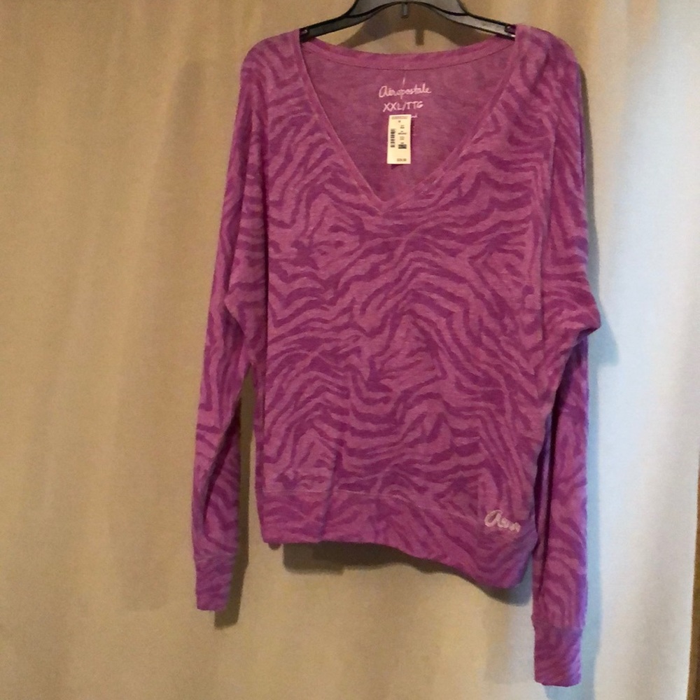 Aeropostale XXL, NWT, long sleeve, v-neck tee